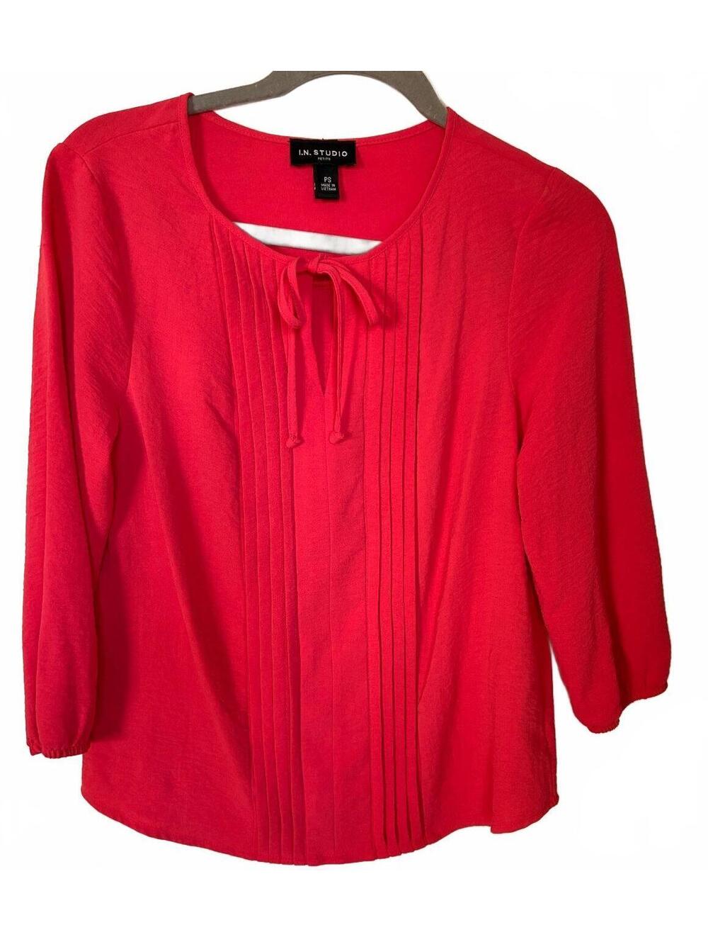 I.N. Studio Petite PS Red Polyester Blouse with Tie Neck and Pleats